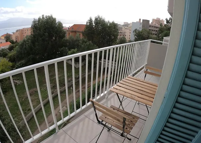 La Terrasse De Saint-Jean